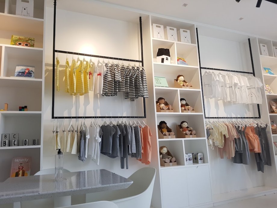 White and the Bear - Foto 11