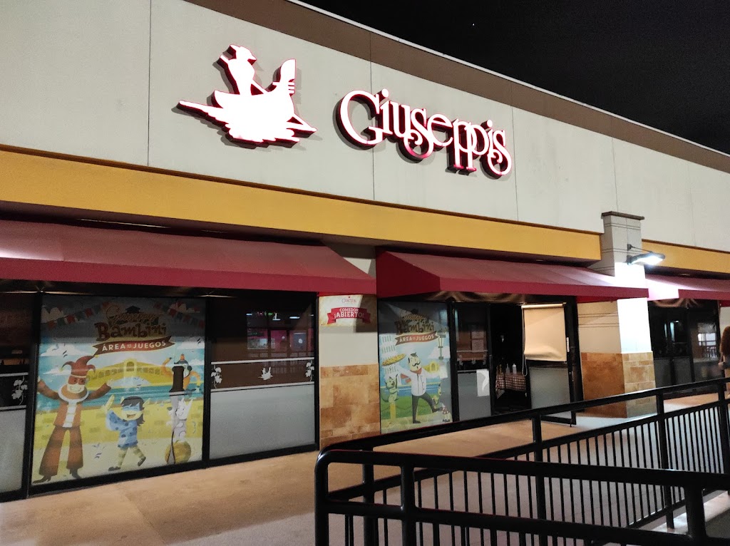 Giuseppis Paseo 2000 1