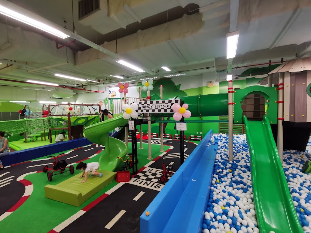 Molly Fantasy & Kidzooona at Gateway Ekamai 1