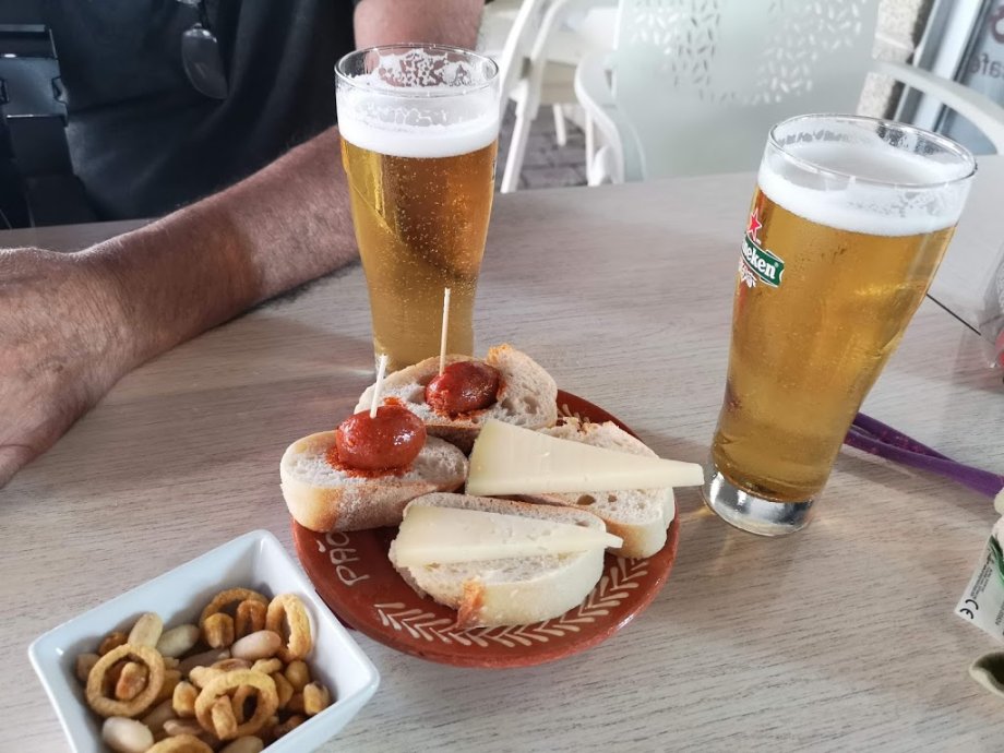 Cafetería Mon - Foto 3