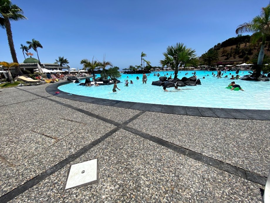 Parque Marítimo César Manrique - Foto 17