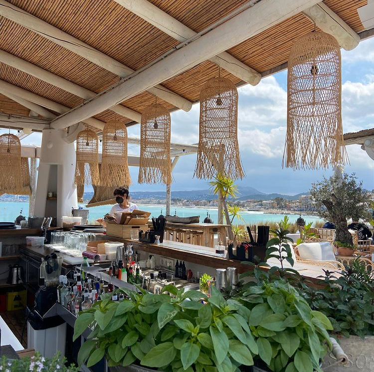 The Beach House Beach Club & Rooftop - Foto 24