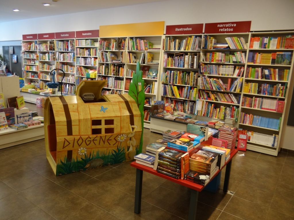 Librería Diógenes - Foto 1