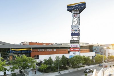 Centro Comercial Ferial Plaza
