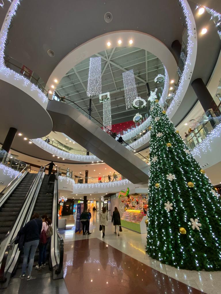 Centro Comercial Ferial Plaza - Foto 1