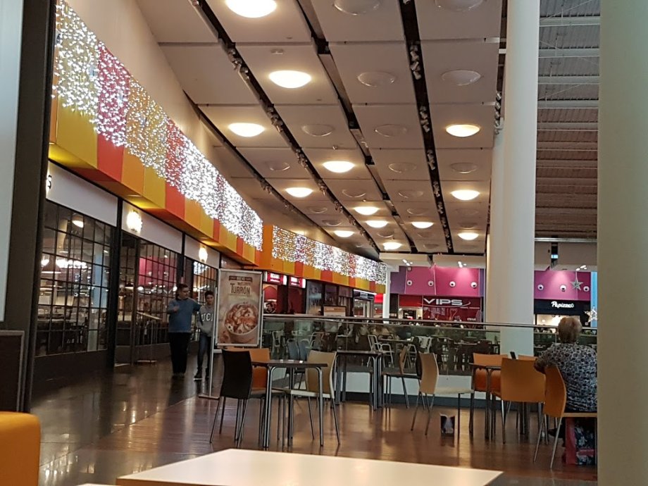 Centro Comercial Ferial Plaza - Foto 5