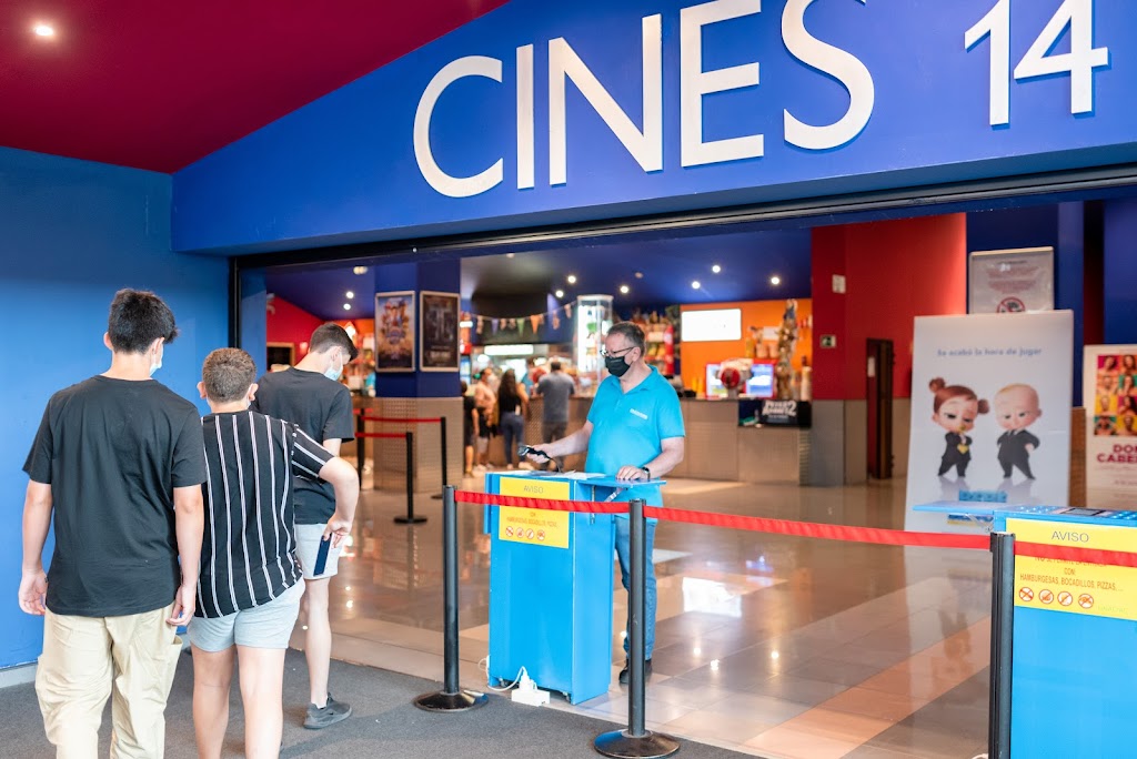 Centro Comercial Ferial Plaza - Foto 1