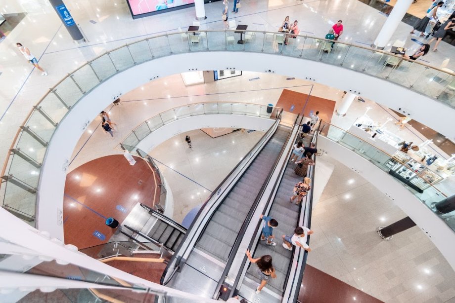 Centro Comercial Ferial Plaza - Foto 13