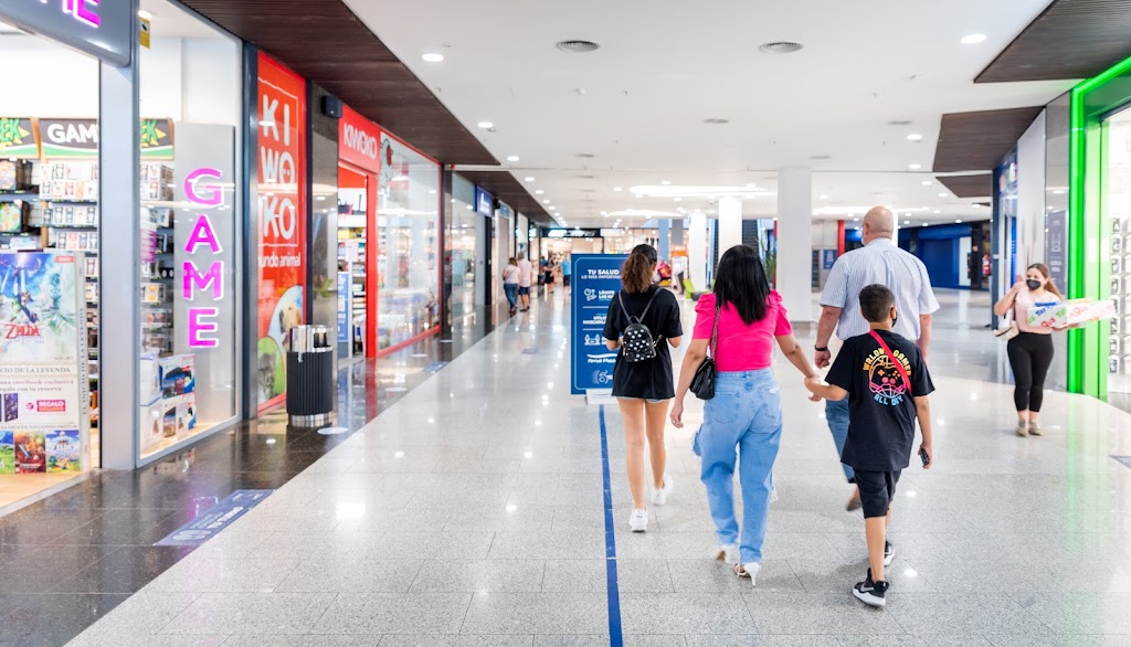Centro Comercial Ferial Plaza - Foto 1