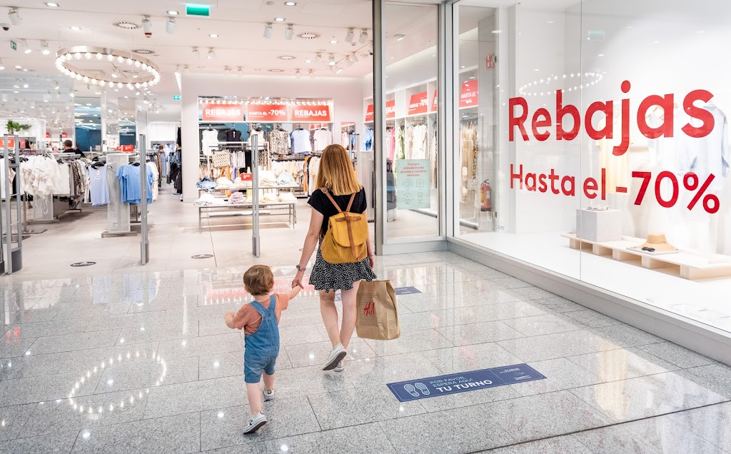 Centro Comercial Ferial Plaza - Foto 1