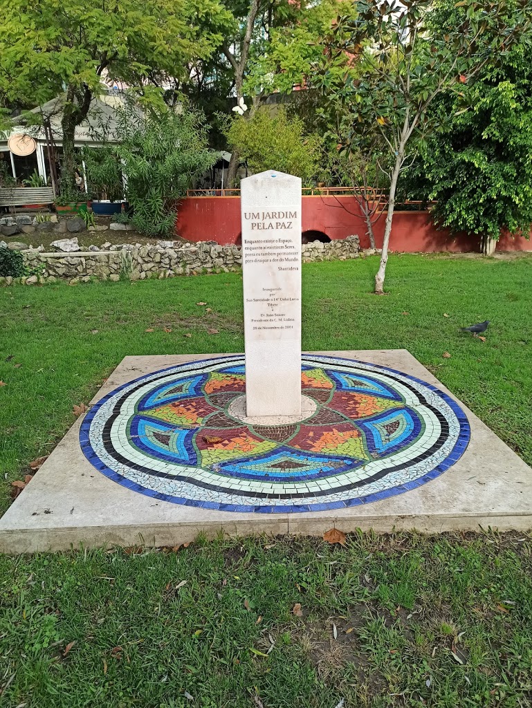 Jardim Da Paz (Jardim Maria Lourdes Pintassilgo) - Foto 3