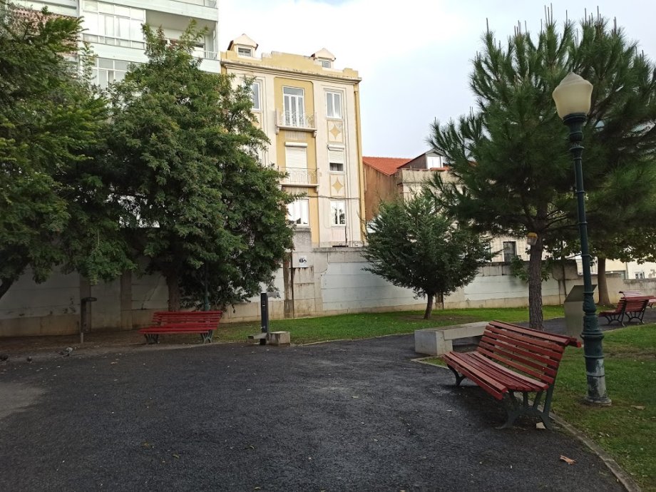 Jardim Da Paz (Jardim Maria Lourdes Pintassilgo) - Foto 8