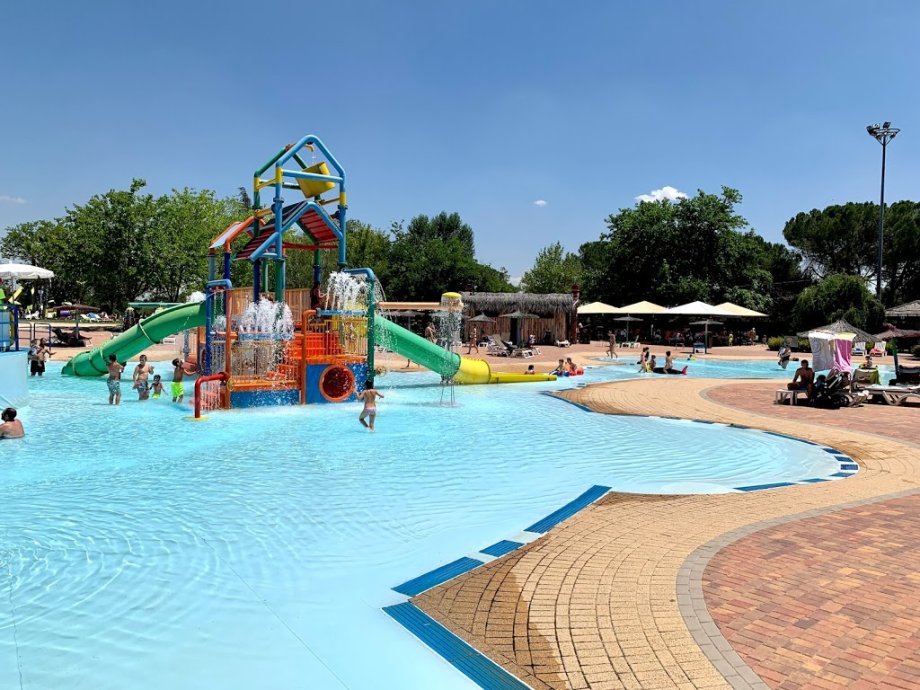 Aquopolis Villanueva de la Cañada - Foto 12