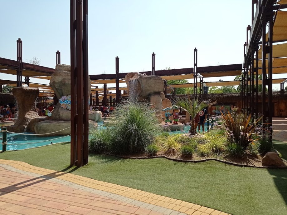 Aquopolis Villanueva de la Cañada - Foto 13