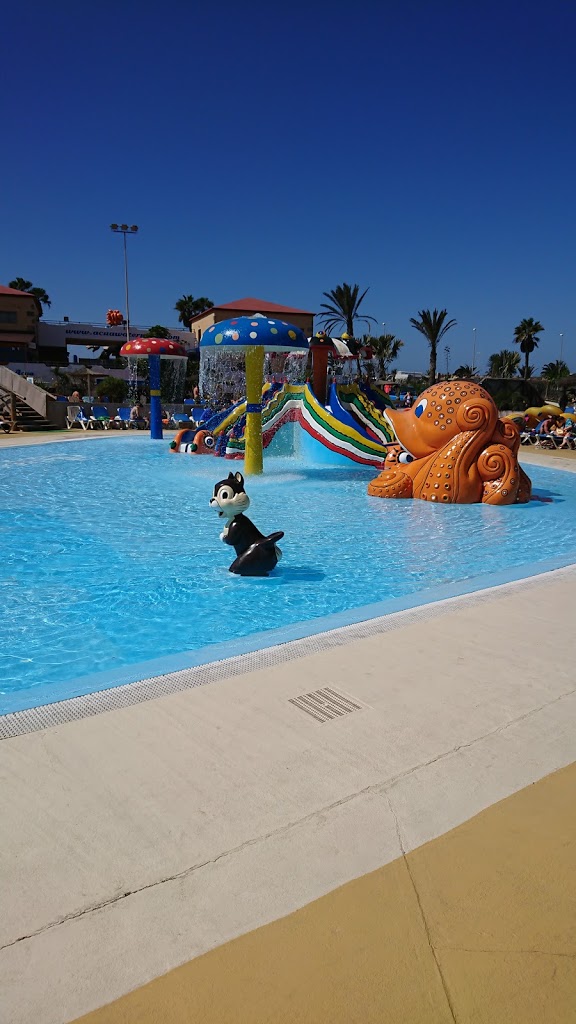 Acua Water Park 9