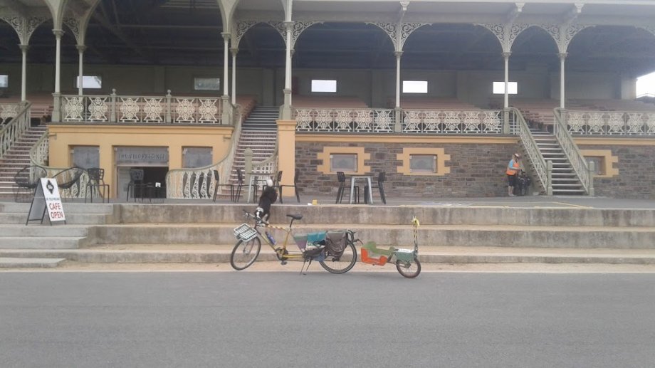 The Velo Precinct. - Foto 9