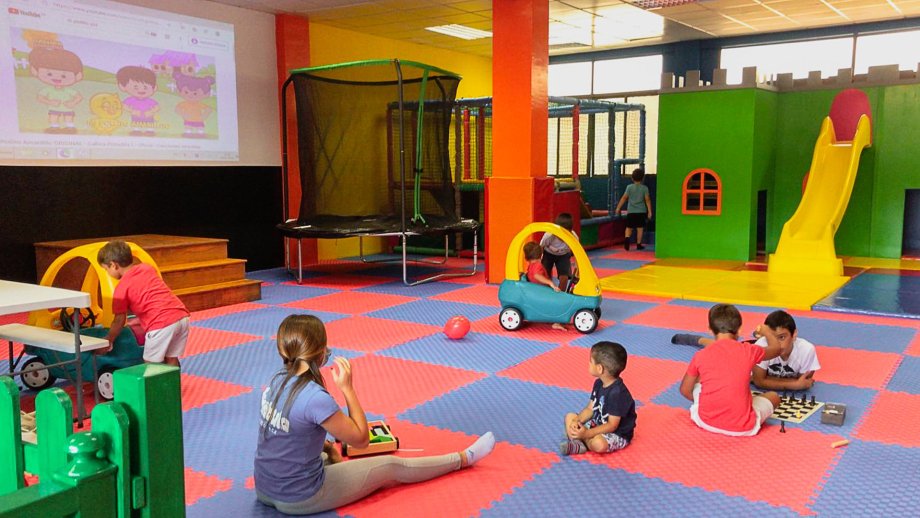 Ludoteca Fábula - Foto 2