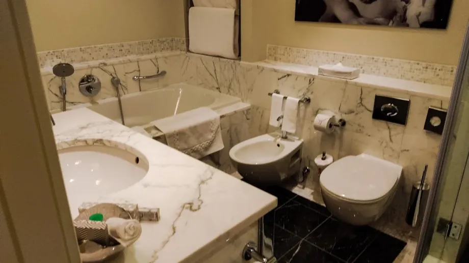 Hotel Astoriya - Foto 3