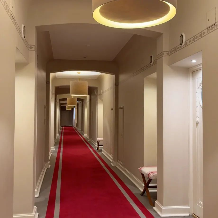 Hotel Astoriya - Foto 10