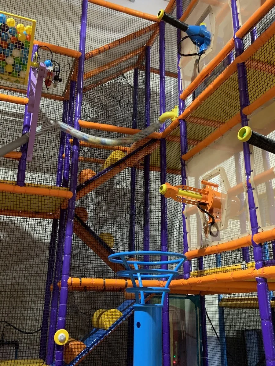 Chipmunks Playland and Café Henderson - Foto 4