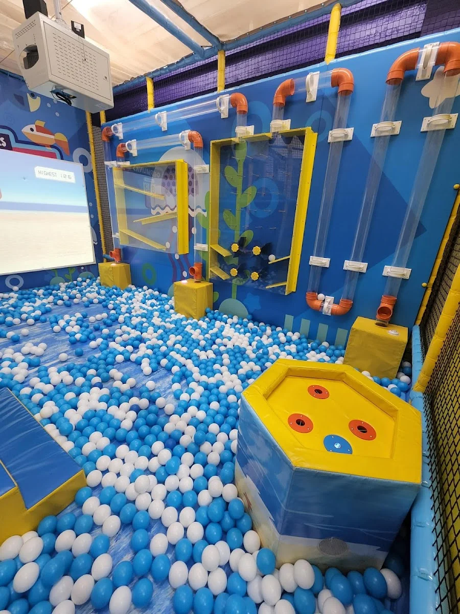 Chipmunks Playland &amp; Café Invercargill OSCAR after school care - Foto 3