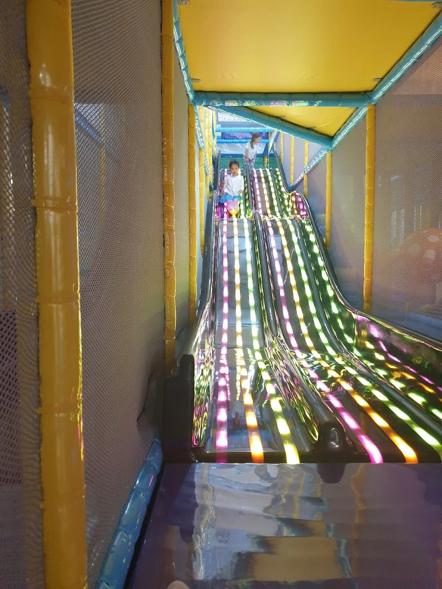 Chipmunks Playland &amp; Café Invercargill OSCAR after school care - Foto 4