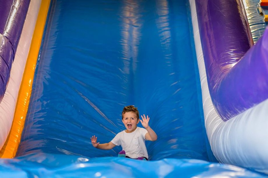 Chipmunks Playland & Cafe Rotorua - Foto 3