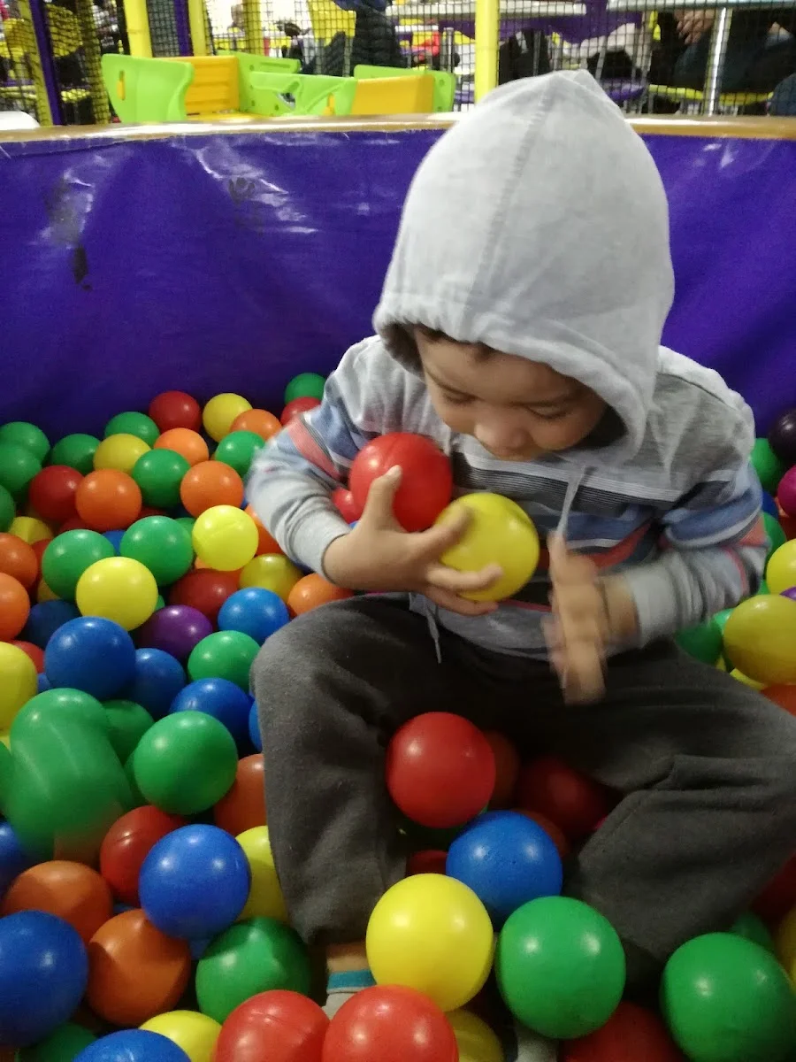 Chipmunks Playland and Café Tawa - Foto 6