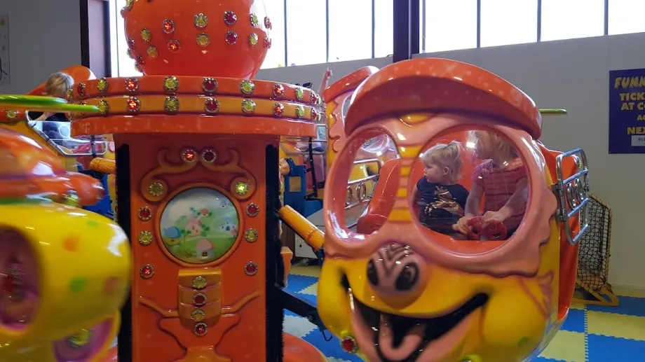 Chipmunks Playland &amp; Café Wigram - Foto 6