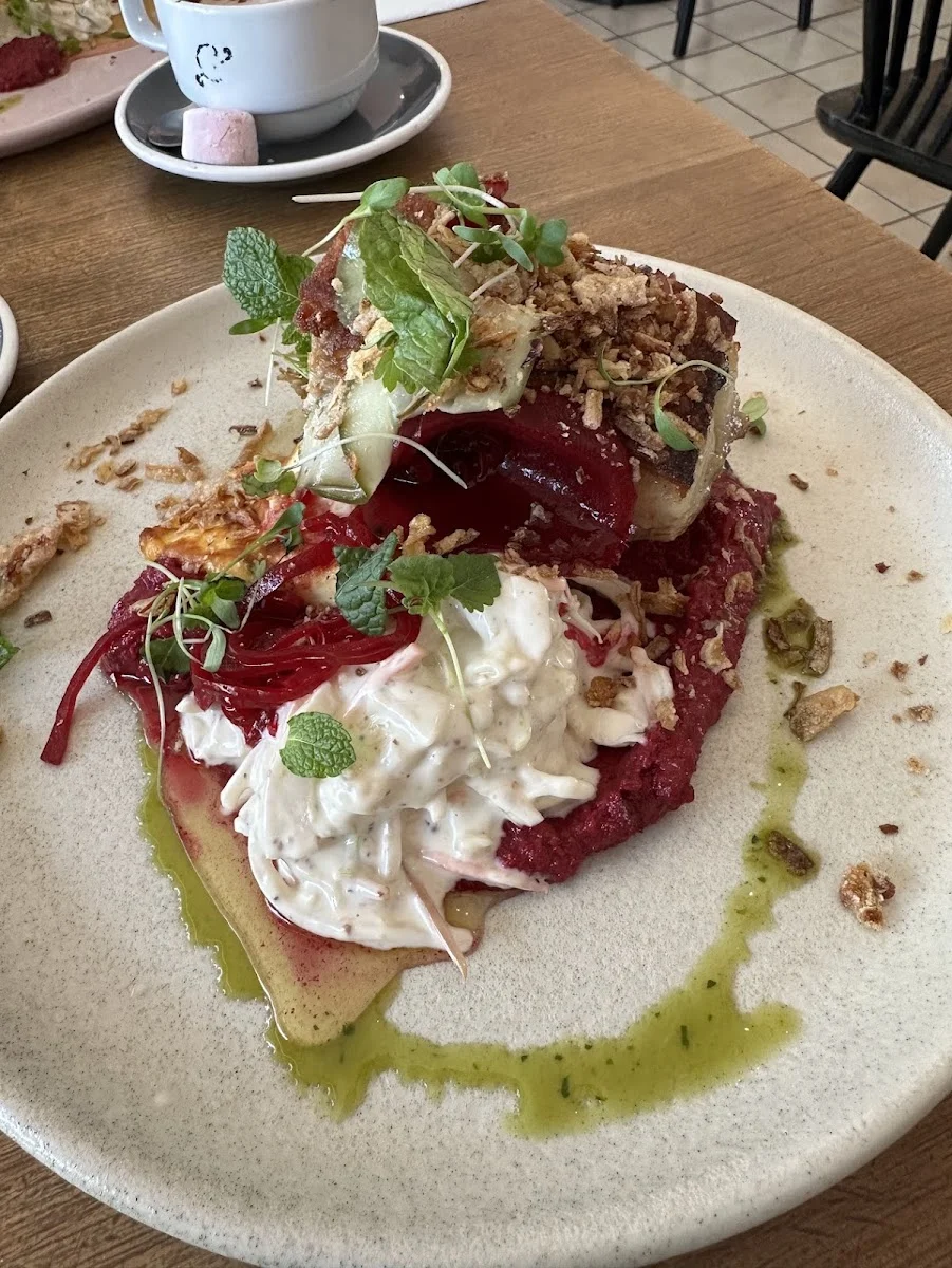 Two Boys One Beagle and A Coffee Shop - Foto 9