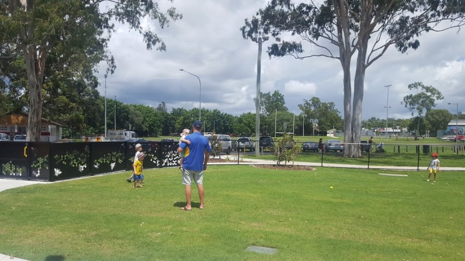 Leslie Patrick Park Playground - Foto 3