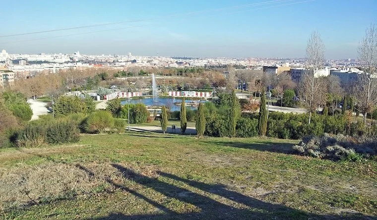 Parque de la Cuña Verde de Latina - Foto 2