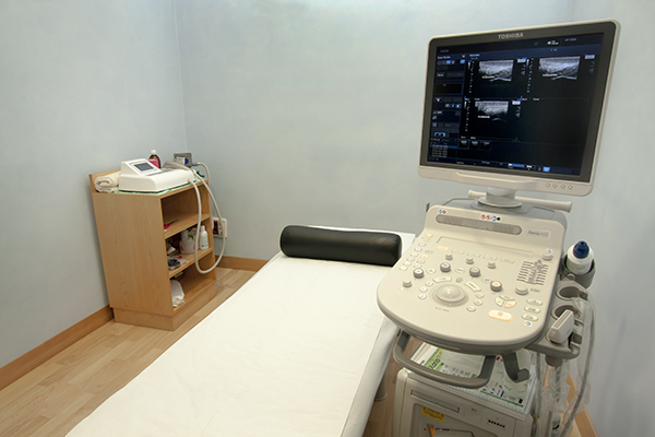 Clínica Podologica Cándido Guillén Blanco - Foto 1