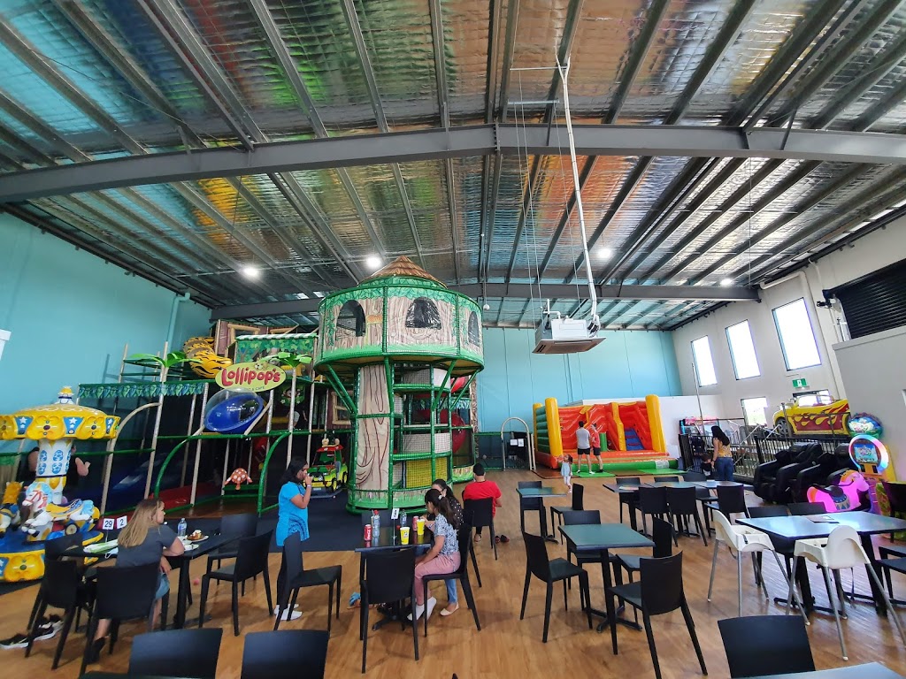 Lollipop’s Playland and Cafe, Clyde North