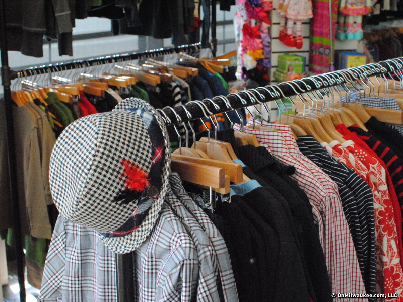 Little Monsters - Foto 1