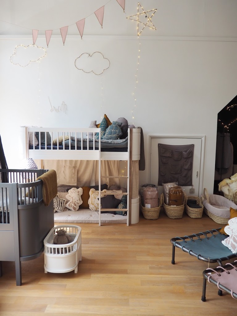 Archive Store - Foto 1