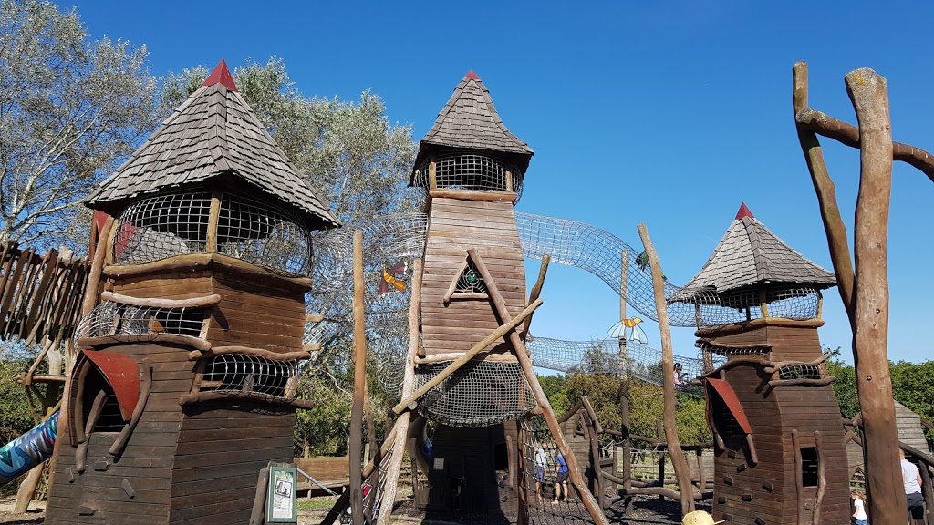 Hobbledown Adventure Farm Park and Zoo - Foto 1