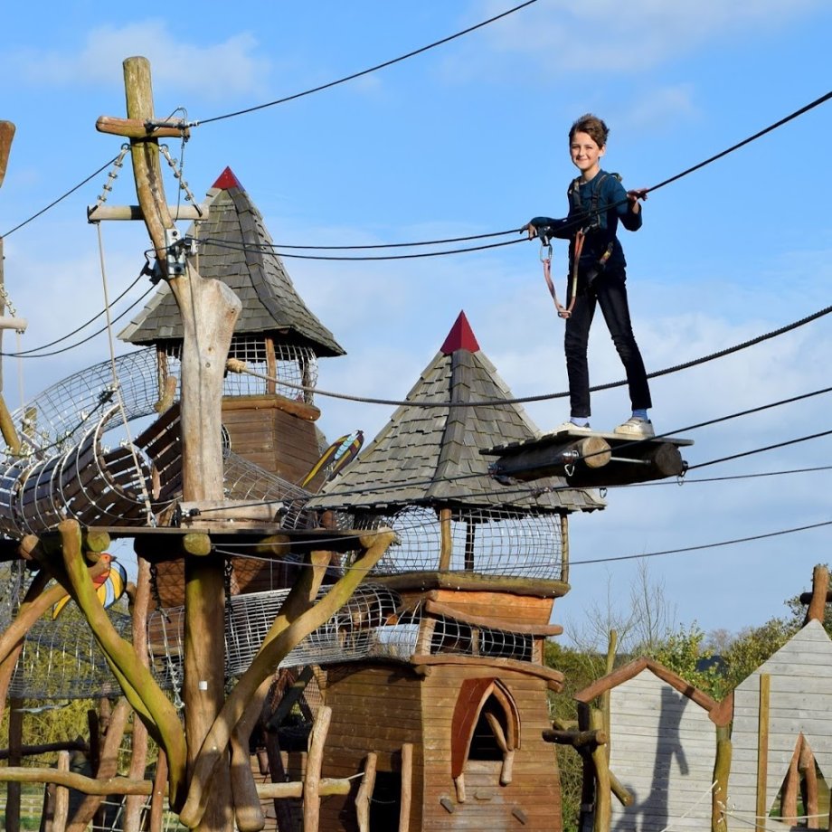 Hobbledown Adventure Farm Park and Zoo - Foto 11