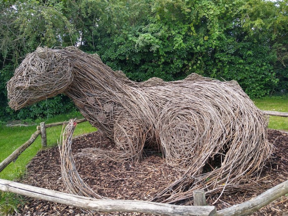 Hobbledown Adventure Farm Park and Zoo - Foto 17