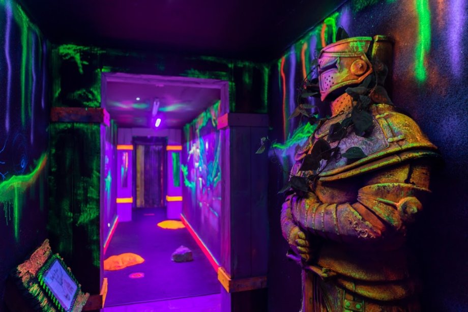 Gold Rush Indoor and Outdoor Mini Golf - Foto 2