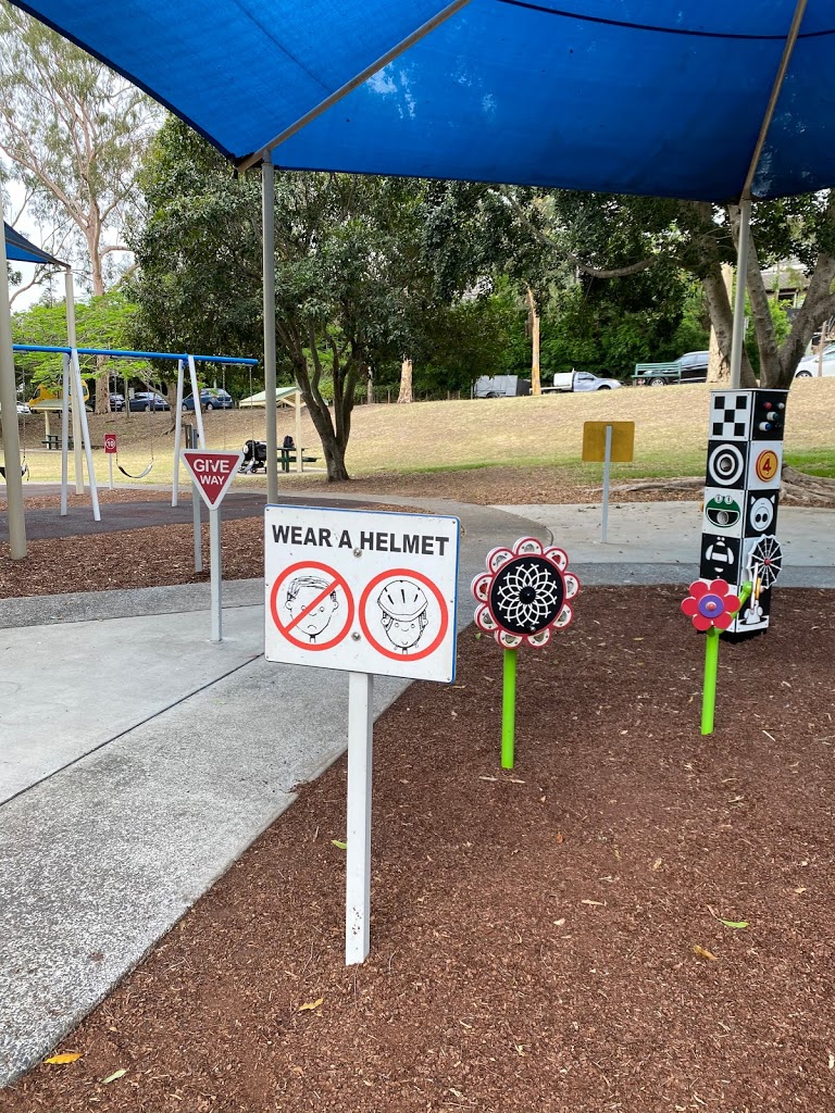 Petrol Station themed playground - Foto 1