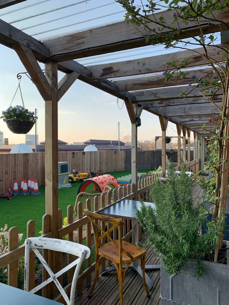 Maggie & Rose Chiswick Family Members Club - Foto 8