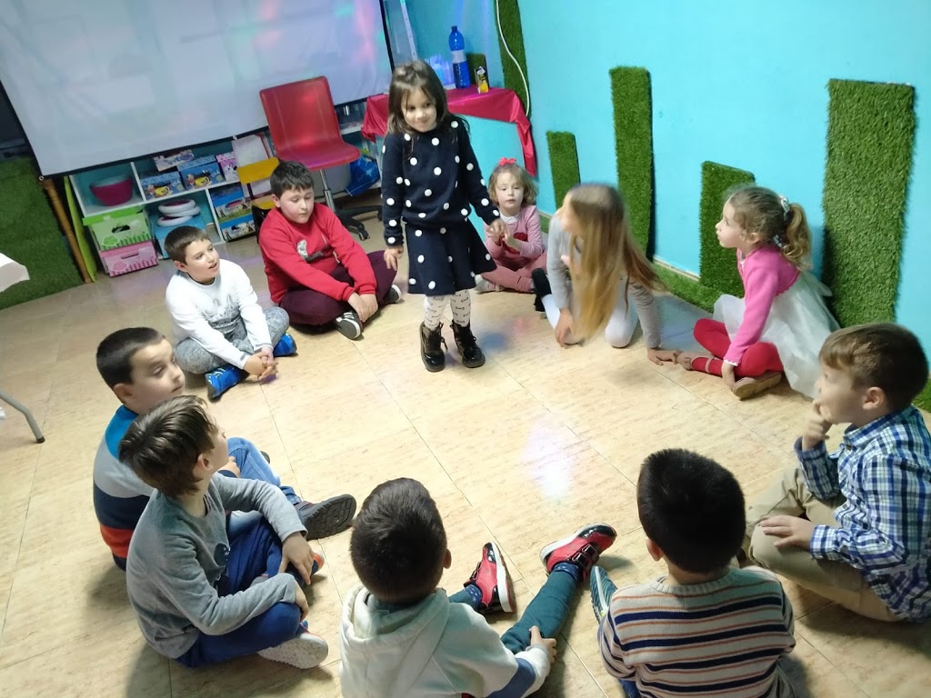 RAYUELA Toys & Coffee - Foto 1