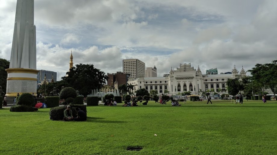 Maha Bandula Park - Foto 3