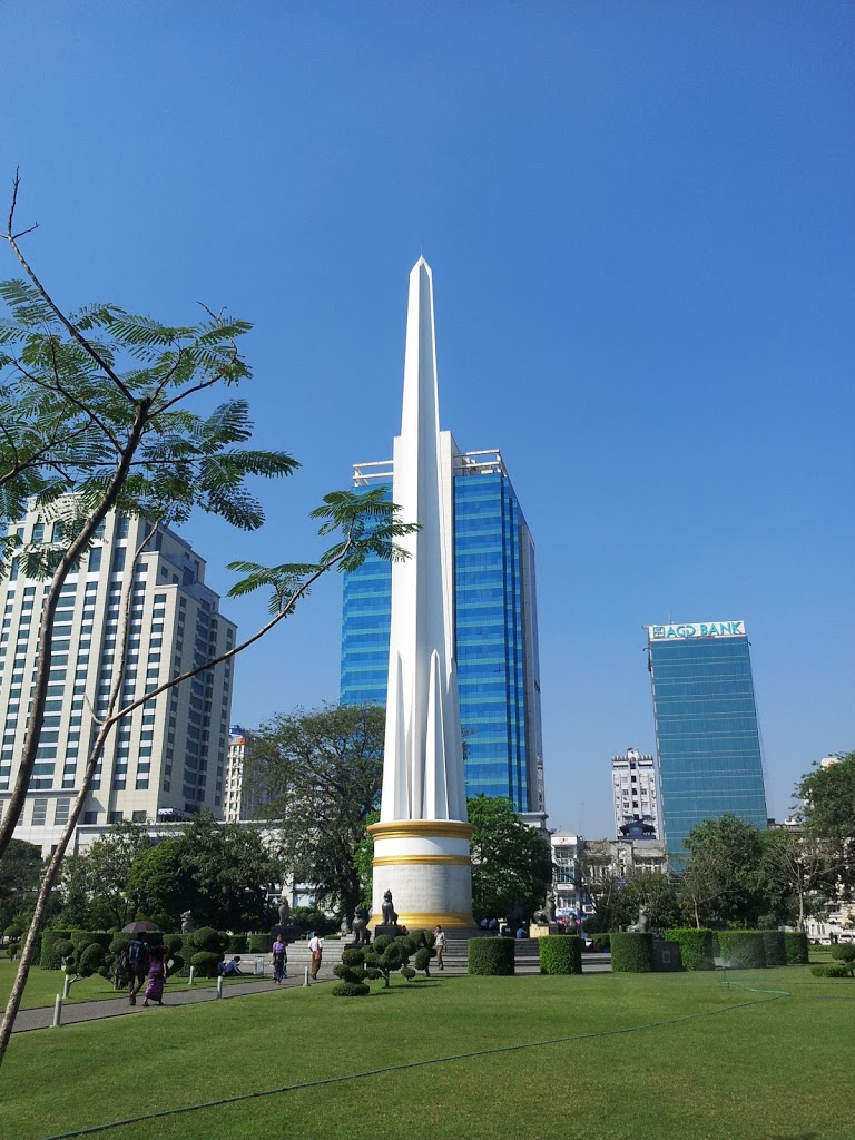 Maha Bandula Park - Foto 6