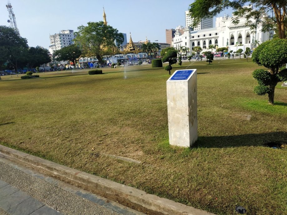 Maha Bandula Park - Foto 9