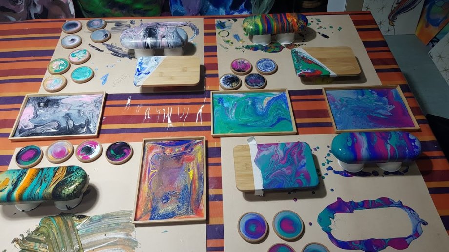 Paint A Pot - Kid's Playcentre & Cafe - Foto 8