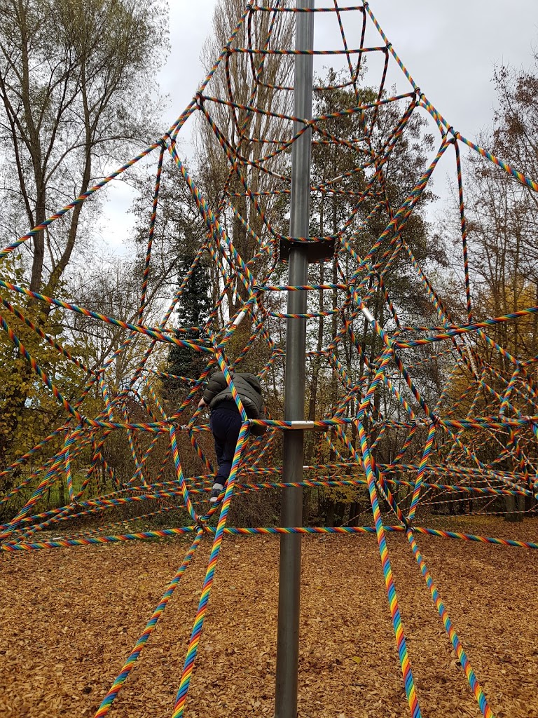 Spielplatz Sommerhofenpark - Foto 9