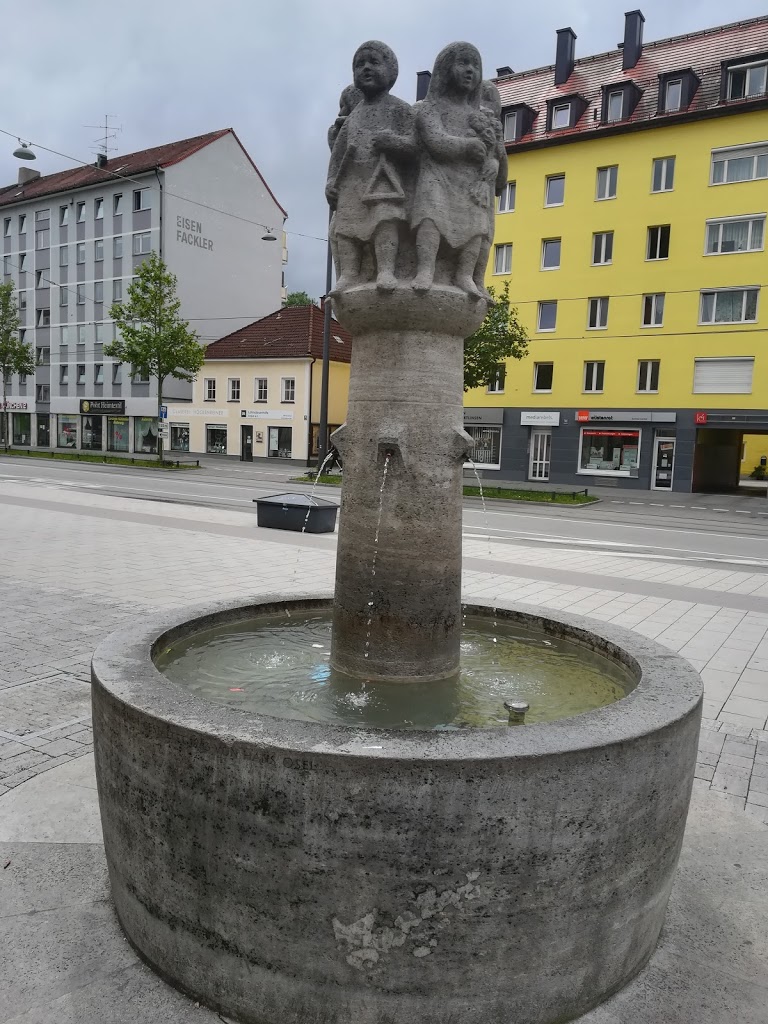 Pasing Rathausplatz - Kinderspielplatz
