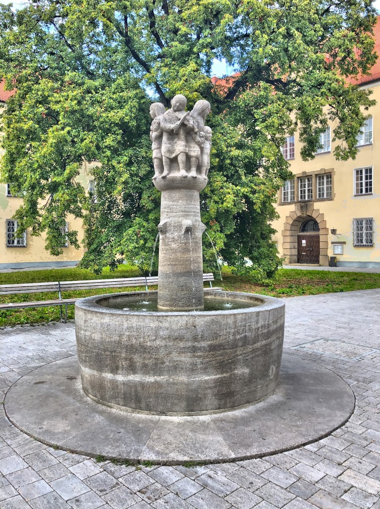 Pasing Rathausplatz - Kinderspielplatz - Foto 2